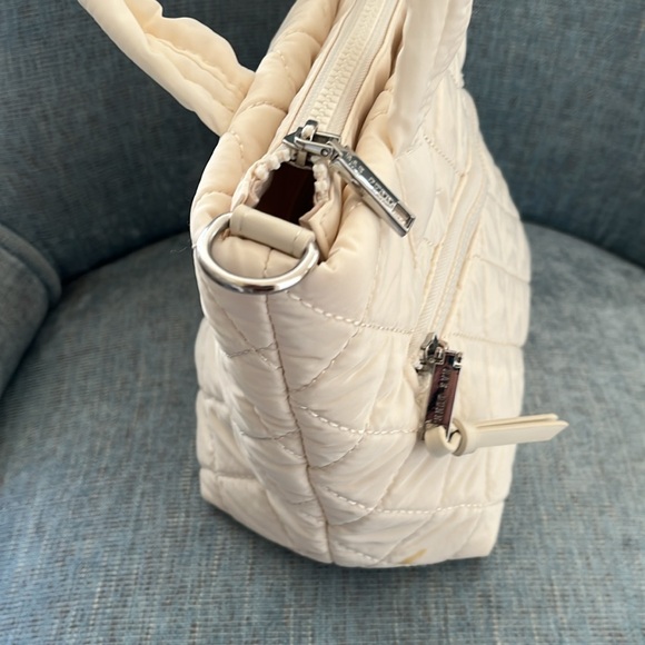 Rae Dunn tore Puffy Quilted mini - Picture 5 of 6